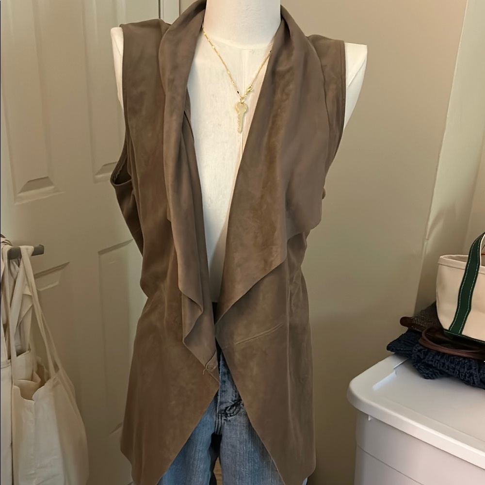 Women's JOAN VASS Taupe Brown Faux Leather Tunic Vest Size L